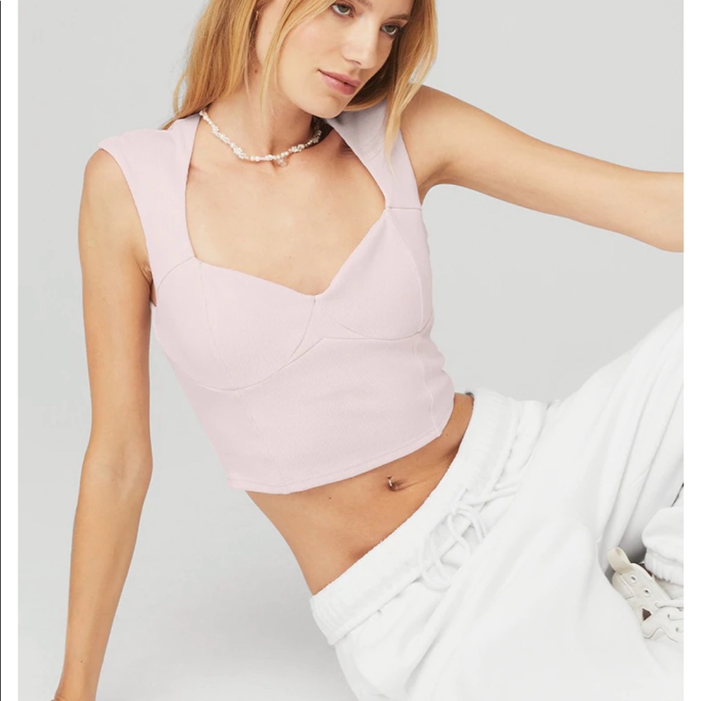 NWT Alo Pink Sugar Ribbed Sweetheart Short Sleeve